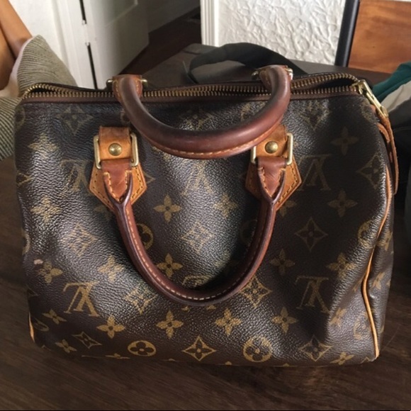Louis Vuitton Handbags - LOUIS VUITTON SPEEDY 25